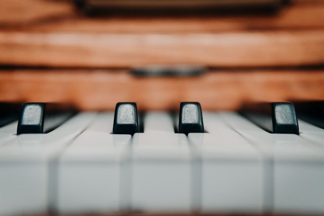 Jak przykleić naklejki na keyboard: Kompletny przewodnik